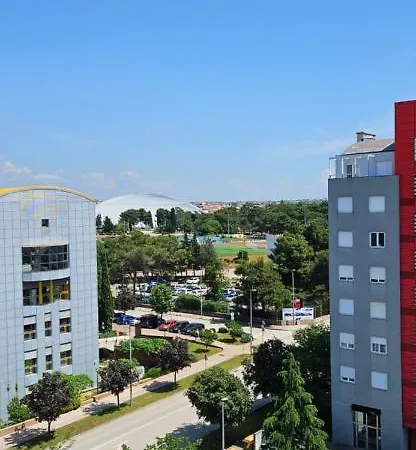 Uptown Place * ザダル